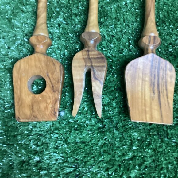 Vintage Oliv-Art Wooden Kitchen Hanging Utensils Set - Picture 4 of 9